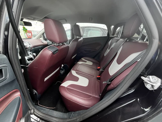 Ford fiesta 1.6 tdci trend dpf 95, 2010 - afbeelding 9 van  23