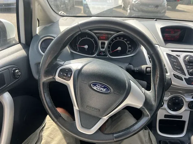 Ford fiesta 1.6 tdci trend dpf 95, 2011 - afbeelding 4 van  26