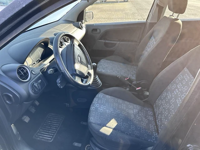 Ford fiesta, 2004 - afbeelding 16 van  18