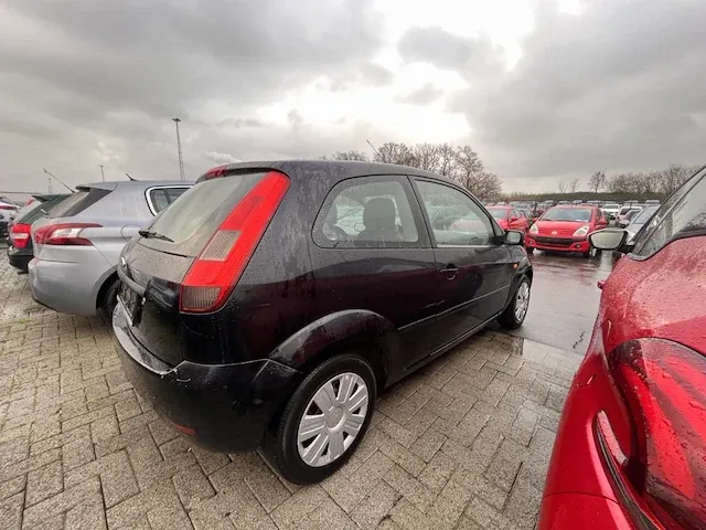 Ford fiesta, 2005 - afbeelding 4 van  32