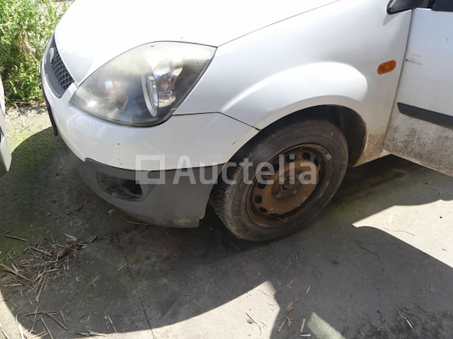 Ford fiesta auto - afbeelding 4 van  31