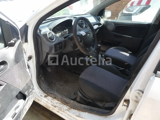 Ford fiesta auto - afbeelding 20 van  31