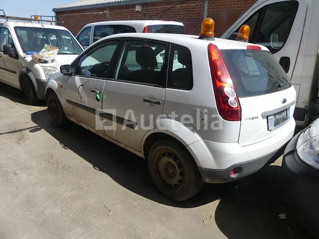 Ford fiesta auto - afbeelding 27 van  31