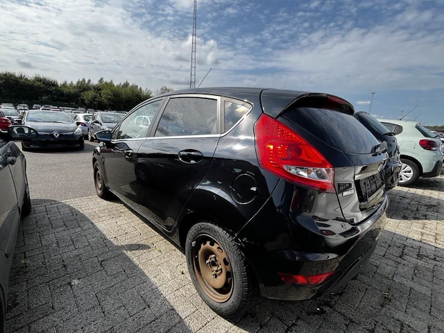 Ford fiesta f 1,6 tdci trend dpf 95 - afbeelding 25 van  29