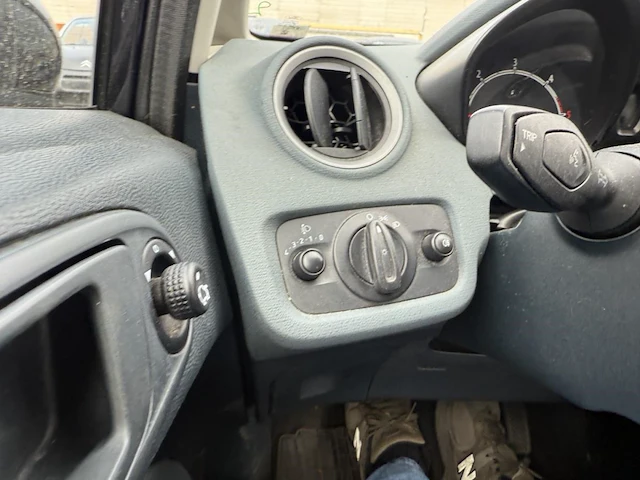 Ford fiesta fiesta 1.6 tdci trend dpf 95, 2010 - afbeelding 8 van  28