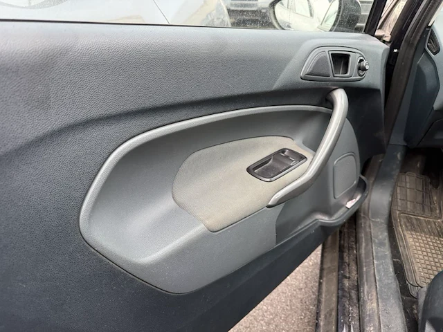 Ford fiesta fiesta 1.6 tdci trend dpf 95, 2010 - afbeelding 25 van  28