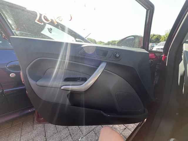 Ford fiesta fiesta 1.6 tdci trend dpf 95, 2010 - afbeelding 6 van  32