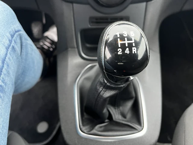Ford fiesta trend,2015 - afbeelding 2 van  22