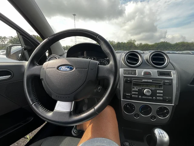 Ford fiesta,2007 - afbeelding 32 van  33