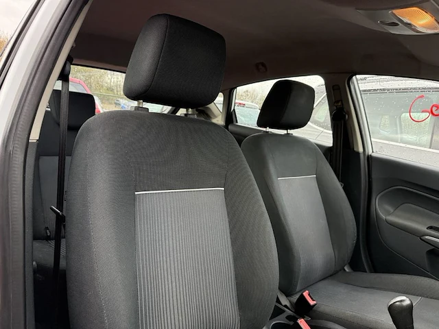 Ford fiesta,2010 - afbeelding 16 van  31