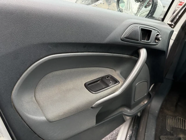 Ford fiesta,2010 - afbeelding 28 van  31