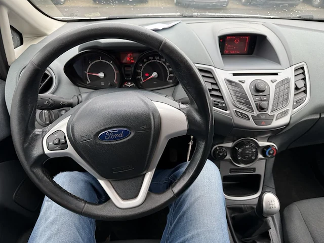 Ford fiesta,2010 - afbeelding 31 van  31