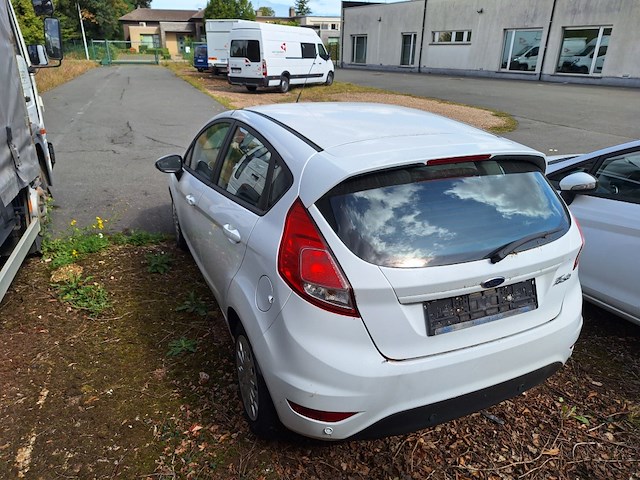 Ford fiesta - afbeelding 12 van  16
