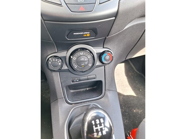 Ford fiesta - afbeelding 12 van  16