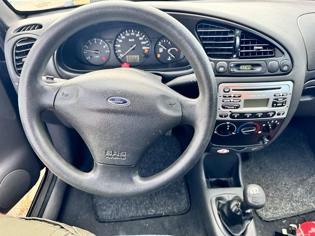 Ford fiesta - afbeelding 24 van  24