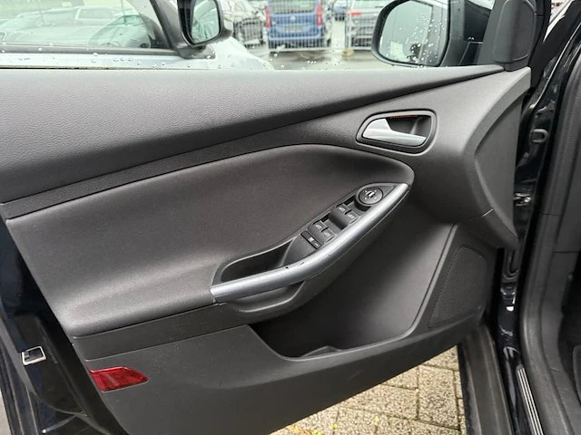 Ford focus 1.0 ecoboost econetic tech. titanium,2014 - afbeelding 22 van  25