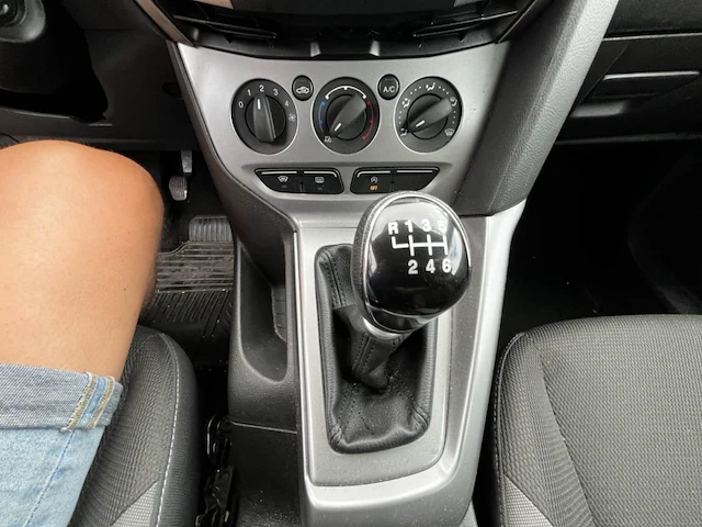 Ford focus 1.0 ecoboost econetic tech. titanium,2014 - afbeelding 4 van  30