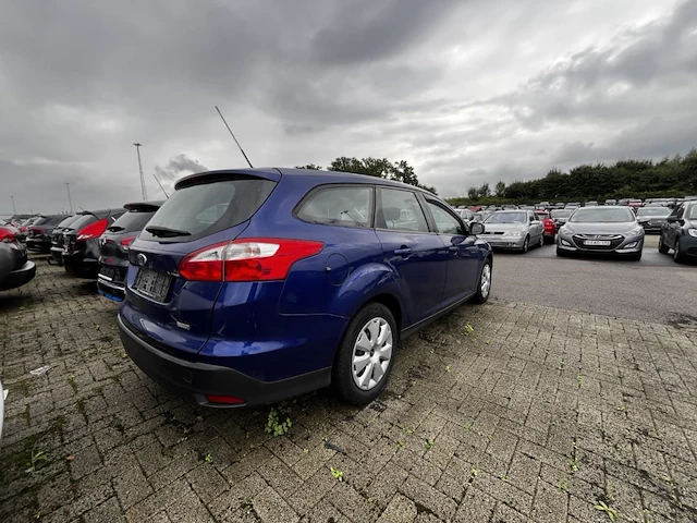 Ford focus 1.0 ecoboost econetic tech. titanium,2014 - afbeelding 26 van  30