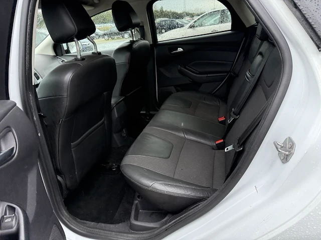 Ford focus 1.6i ti-vct titanium,2011 - afbeelding 14 van  30