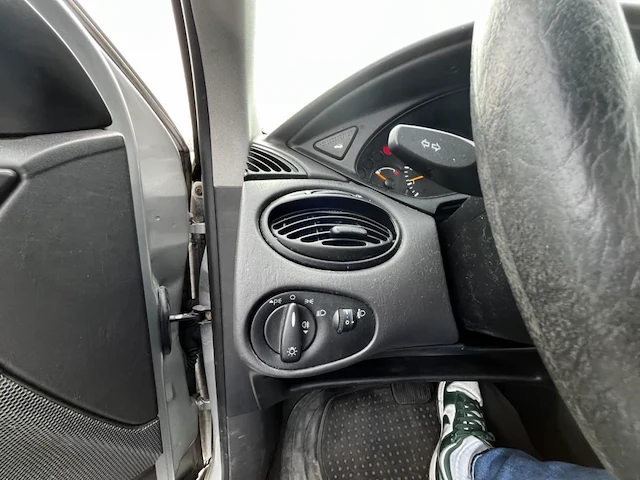 Ford focus, 2001 - afbeelding 5 van  26