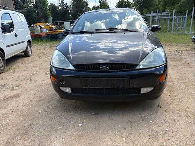 Ford focus car - afbeelding 10 van  12