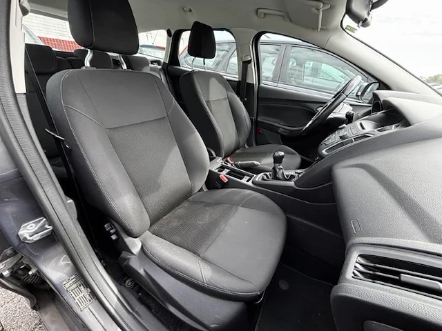 Ford focus clipper trend ecoboost 100,2015 - afbeelding 15 van  30