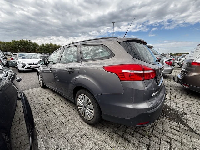 Ford focus clipper trend ecoboost 100,2015 - afbeelding 27 van  30