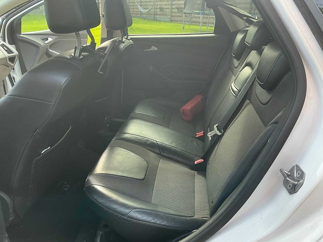 Ford focus personenauto - afbeelding 11 van  27