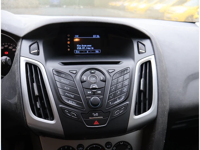 Ford focus – wf0lxxgcbldc63214 – 2013 - afbeelding 2 van  16