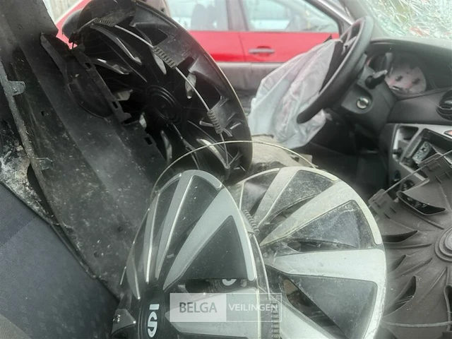 Ford focus wrak - afbeelding 2 van  10