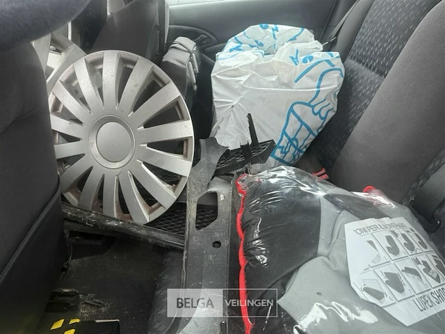 Ford focus wrak - afbeelding 6 van  10