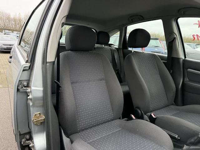 Ford focus,2004 - afbeelding 10 van  24