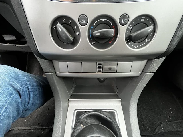 Ford focus,2010 - afbeelding 2 van  39