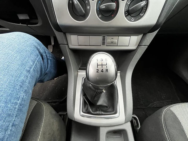 Ford focus,2010 - afbeelding 3 van  39