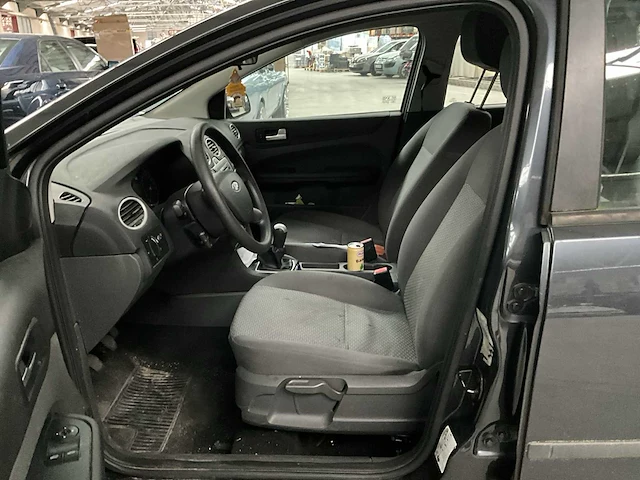 Ford focus - afbeelding 17 van  28