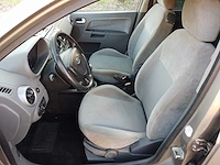 Ford fusion - 2003 - afbeelding 3 van  21