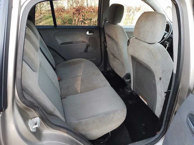 Ford fusion - 2003 - afbeelding 7 van  21