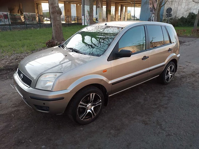 Ford fusion - 2003 - afbeelding 1 van  21