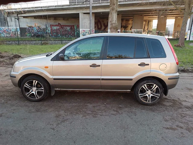 Ford fusion - 2003 - afbeelding 12 van  21