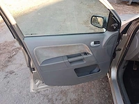 Ford fusion - 2003 - afbeelding 21 van  21