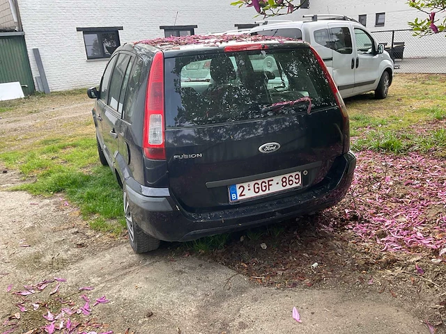 Ford fusion personenauto - afbeelding 6 van  13