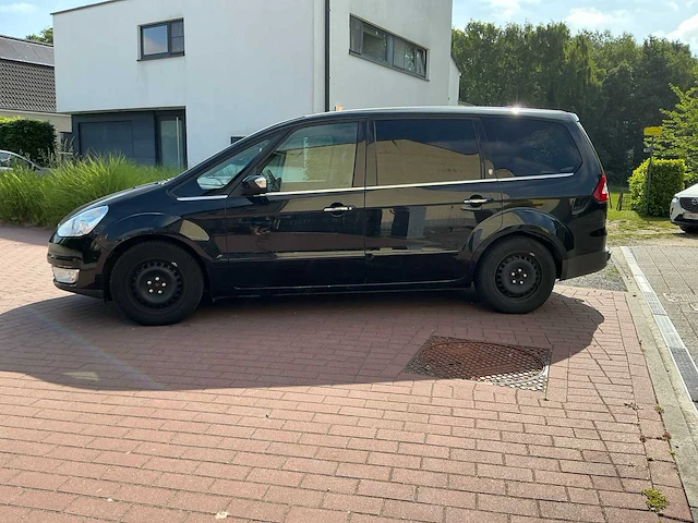 Ford galaxy 7 plaats 2.0 tdci aangepast voor mindervalide - afbeelding 12 van  68