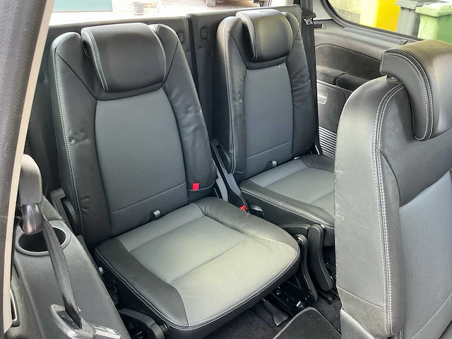Ford galaxy 7 plaats 2.0 tdci aangepast voor mindervalide - afbeelding 26 van  68