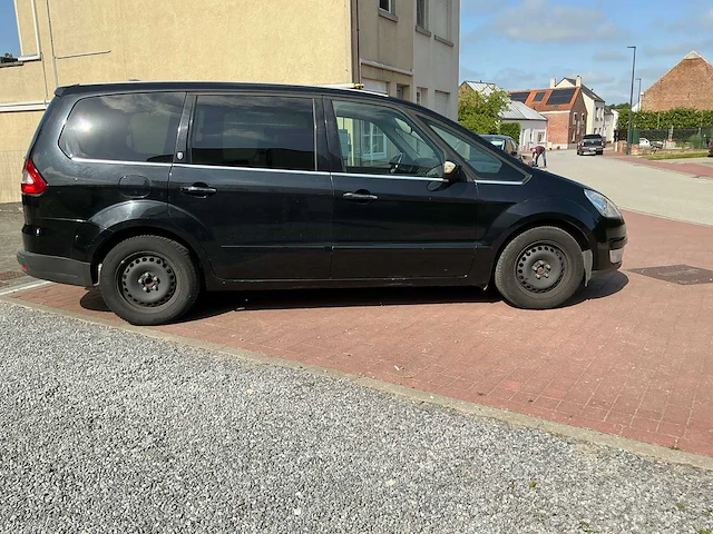 Ford galaxy 7 plaats 2.0 tdci aangepast voor mindervalide - afbeelding 56 van  68