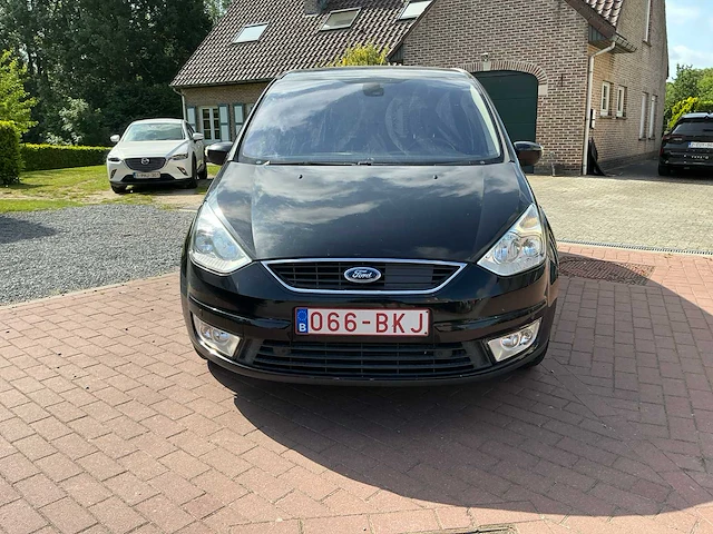 Ford galaxy 7 plaats 2.0 tdci aangepast voor mindervalide - afbeelding 67 van  68