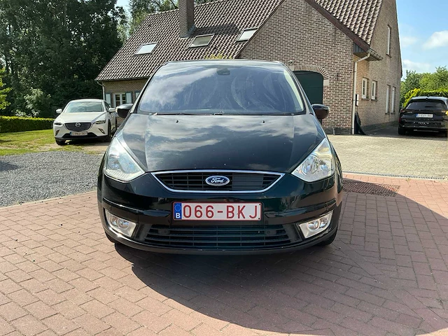 Ford galaxy 7 plaats 2.0 tdci aangepast voor mindervalide - afbeelding 68 van  68
