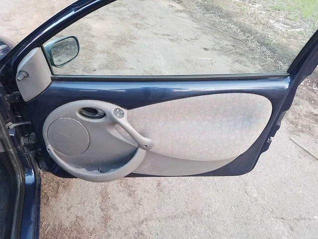 Ford ka - 2000 - afbeelding 4 van  18
