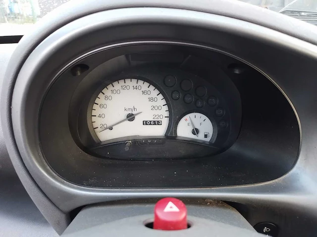Ford ka - 2000 - afbeelding 8 van  18