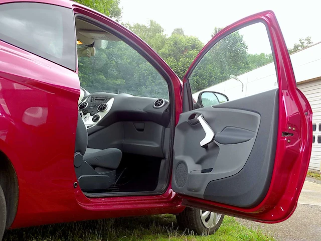 Ford ka 1.3 tdci - afbeelding 10 van  48