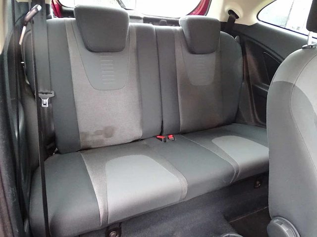 Ford ka 1.3 tdci - afbeelding 15 van  48
